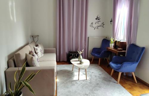 Dora's House - Photo 8