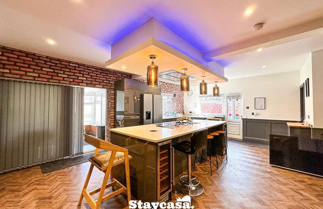 Beautiful Detached Villa - Jacuzzi Bath - Parking - Foto 54