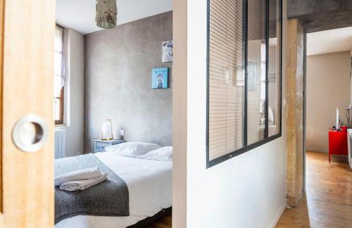 Appartement pour 2, Place Saint-Sauveur - Photo 2