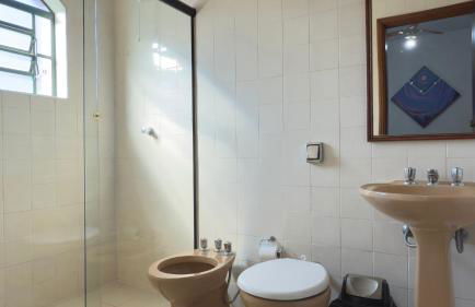 Cantinho da Vó Lena Casa Familiar com 4 Suítes, Piscina e Lazer em Lindóia - Foto 9