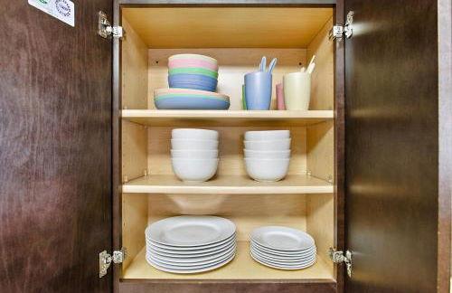 Boutique DCA Unit-Sleeps 7-Free Parking-Great Spot - Foto 24