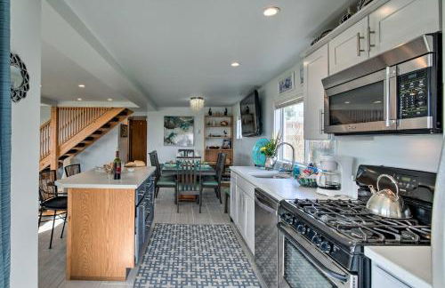 Coastal Retreat Deck, Ocean Views and Walk to Beach - Foto 8