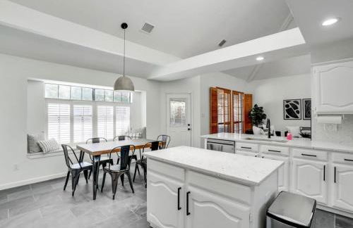 Modern Rustic Oasis Games Cinema UTD Plano Frisco - Photo 18