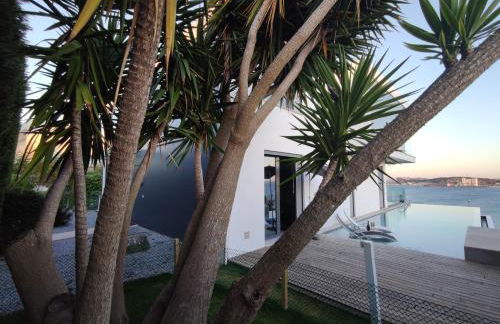 Modern Villa with Sea & River View Pool and Gym. - Foto 69