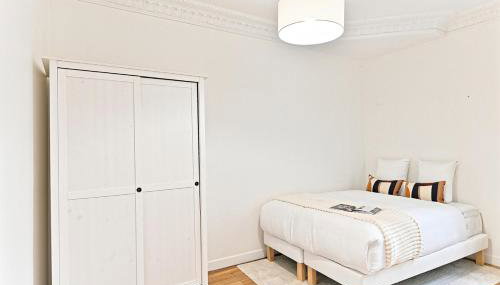 Spacious and Bright Apartment - Foto 4, wardrobe