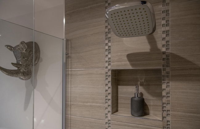 Chocolets - The Kitkat Suite - Photo 20