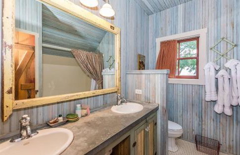 Ada's Peach Street Hideaway - Foto 21