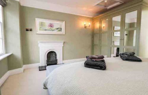 Bank Chambers in Bowness with Hot Tub and Lake Access - Photo 39