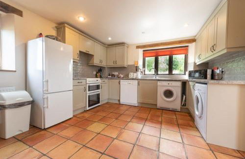 Jay Barn - Ash Farm Cotswolds - Photo 6