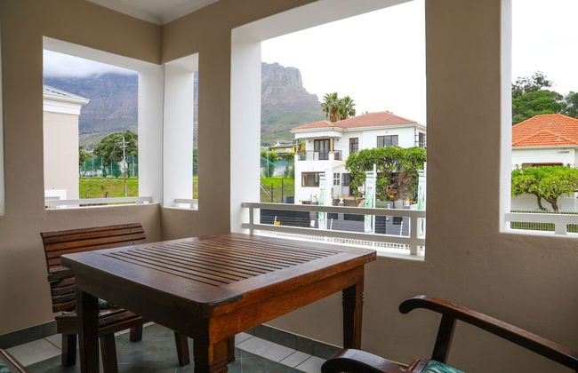 First Group Hastings Hall - Foto 23