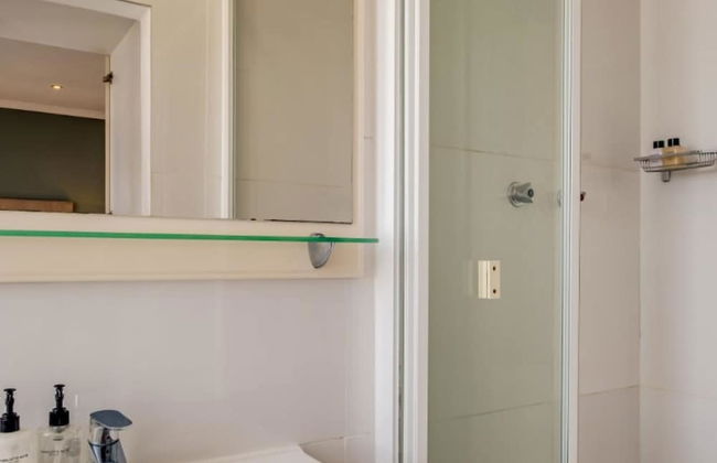 Home Away From Home w Ocean Views Pool The Kestrel - Foto 14