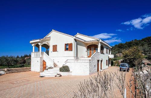 Roko Opaćac Veli IŽ,otok Iž - Foto 8