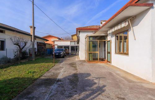 Gate3-MarcoPoloAirport-3 camere da letto-Wifi-Netflix-15' from Venice - Photo 27