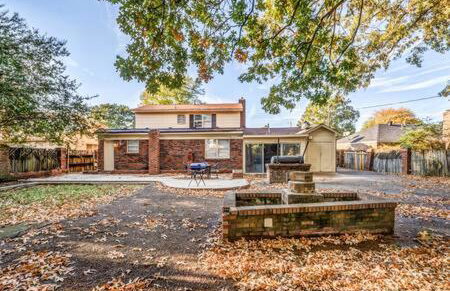 Minutes from the Airport - Wonderful Warrington - Photo 69