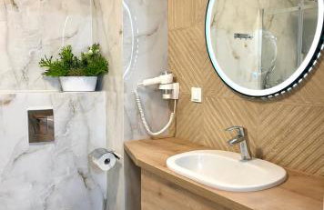 Panorama Karkonoszy - Apartamenty KOMFORT z widokiem na Śnieżkę i Aquapark - Photo 42