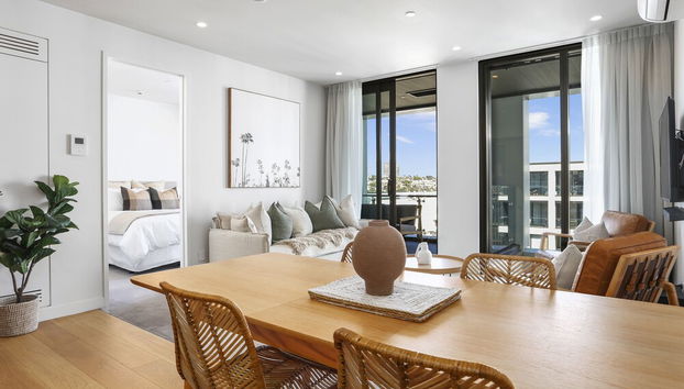 Light and relaxing living - Foto 4, Servicio de comidas en la habitación