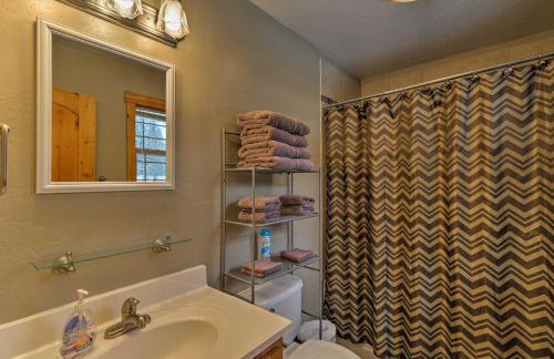 Hungry Horse Cabin Deck, Fire Pit, Near Glacier! - Foto 13