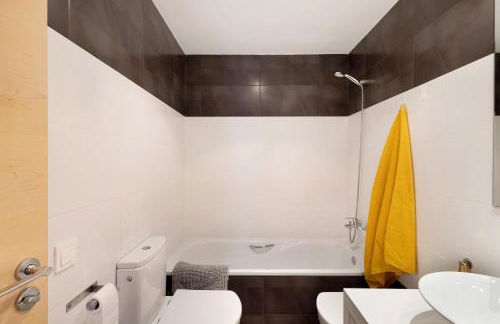 Modern and renewed Apartament Florí - Foto 19