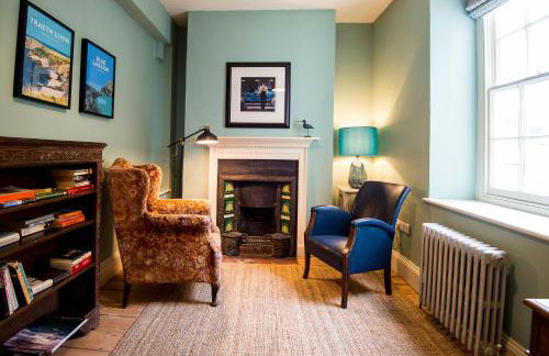 Gwalia House - A Luxurious Townhouse in the Heart of Laugharne - Photo 13