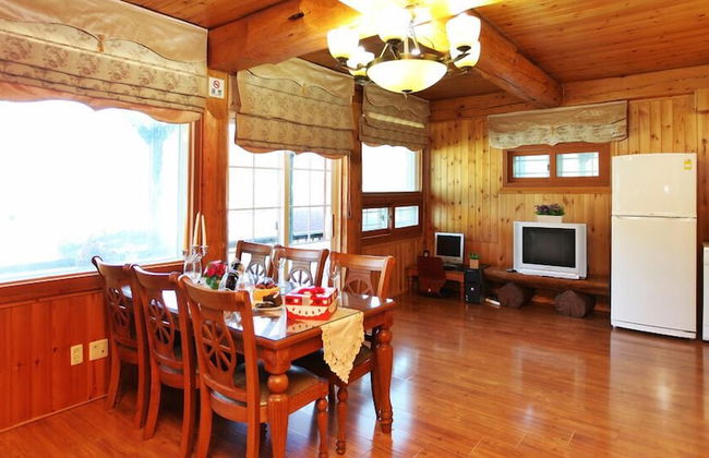 Muju Naos Pension - Photo 12