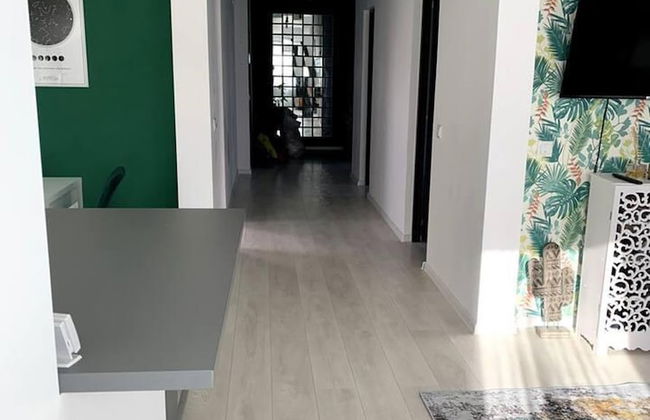 Spacious 3 Bed Apartment Cluj Floresti Near Vivo - Foto 34