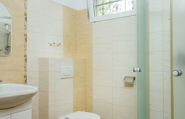 2 bedroom Apartment in Balatonboglár with garden and terrace - Photo 10