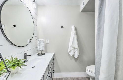 2 Mi to Dtwn Gilbert! Snowbird Escape with Pool - Foto 15