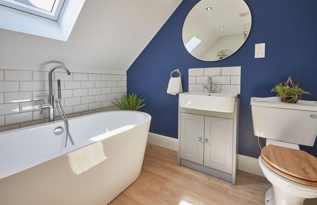 Host Stay The Penthouse at Prospect Hill Apartments - Photo 8