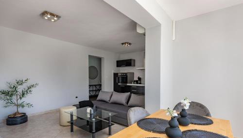 Villa Noa's Pool House, a modern and luxurious villa near the sea - Foto 3