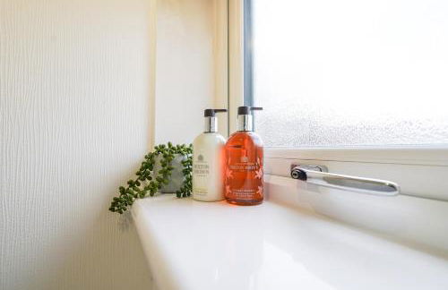 Livingston 4 Bed + Car Space - Foto 10