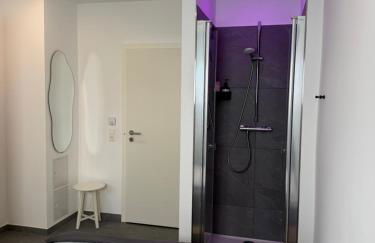 Grüne Idylle nahe Hauptbahnhof & Hufeisensee mit Parkplatz & Terrasse - Foto 16