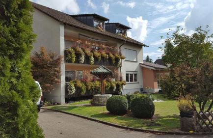 Ferienwohnung-Zeller - Foto 1