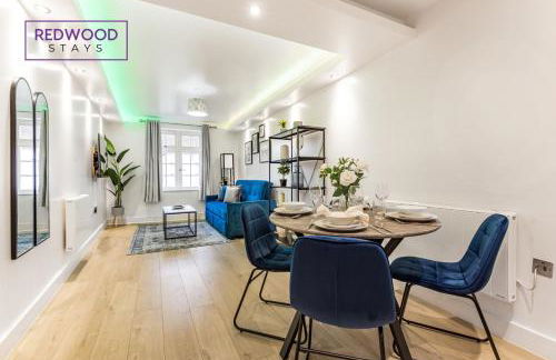 1 Bed 1 Bath, Modern Town Center Apartment, Netflix By Redwood Stays - Foto 31