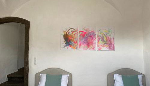 Glockenturm der Schlosskapelle von 1600 - Renaissance trifft auf die Gegenwart und beschert einen kunterbunten Urlaub für die ganze Familie mitten im Bayerischen Wald - Foto 3