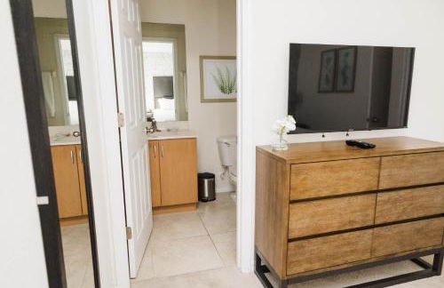 Disney Area 3BR Townhouse with Spa & Pool Access - Foto 44