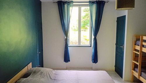 gîte à partager chambre pour 1 à 4 personnes - Foto 4