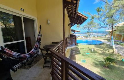 Paraíso PÉ NA AREIA no coração do Litoral Norte - FRENTE MAR - Loft projetado para que você tenha a melhor experiência em hospedagem - condomínio mais procurado da Estrada do Côco - Varanda com vista espetacular para o mar - lazer e TRANQUILIDADE - Foto 26