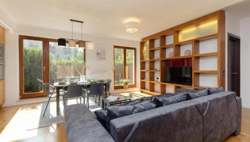 Old Mokotów Spacious Two-bedroom Apartment by Noclegi Renters - Foto 1