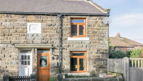 Eskside Cottage - Photo 1