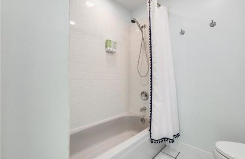Private Pool + Backyard: Villa in North Palm Beach - Foto 19