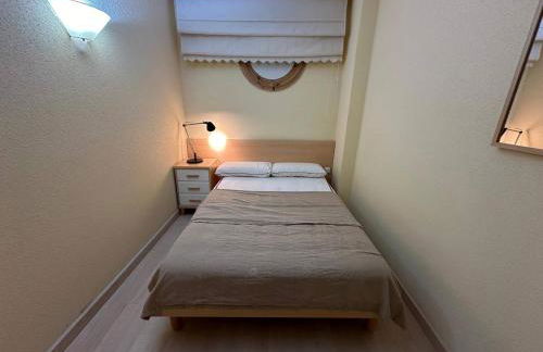 Apartamento con parking y piscina comunitaria AV-42 - Foto 8