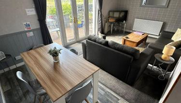 Self Catering Spacious 2 Bed Apartment with sea views - Foto 2