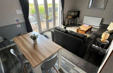 Self Catering Spacious 2 Bed Apartment with sea views - Foto 2