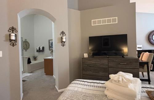 Unwind in Style in this stunning townhome retreat - Foto 3