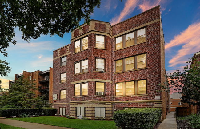 Simple and Roomy 1BR Apt in Evanston - Foto 16