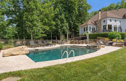 Private Dock, Pool + Hottub, Game Room, Firepit Paradise Pointe by Avantstay - Foto 103