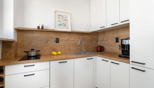 Comfortable Two-Bedroom Apartment in Poznań by Noclegi Renters - Foto 3