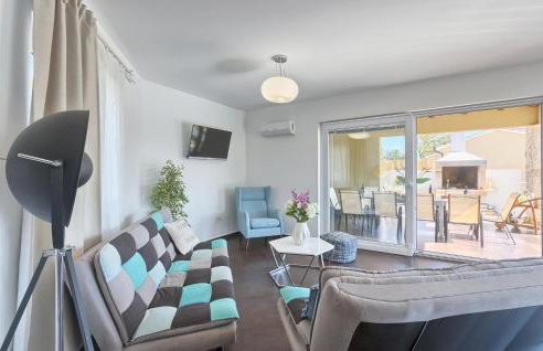 Awesome Home In Naselje Muzini - Foto 6