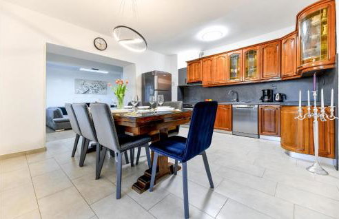 4 Bedroom Amazing Home In Prkos - Foto 5