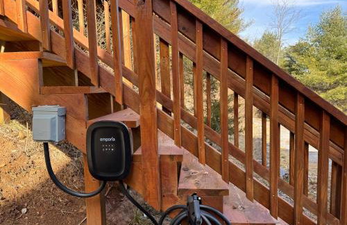 Cabin in Lost City WV with Hot Tub and Pet Friendly - Foto 32